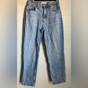 Guess Tapered High Mom Jeans Sky Blue Wash High Rise 5 Pocket Preppy Jeans 28